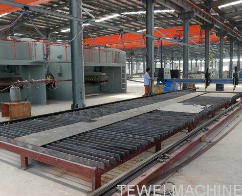 CNC FLAME PLASMA CUTTING MACHINE